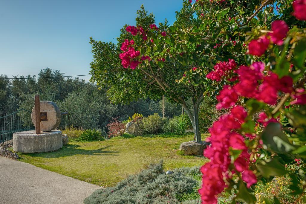 Evianna Studios Mousata Dış mekan fotoğraf
